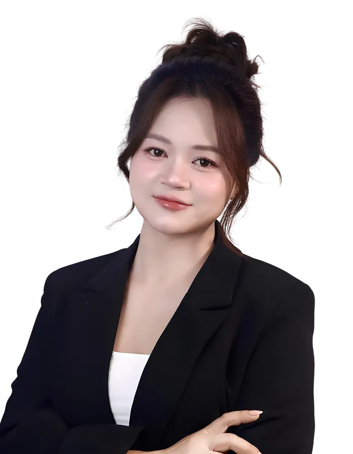 Cô Lâm Thùy Dung